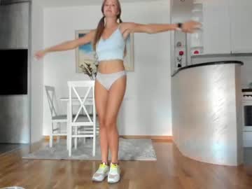 webcam girl stella_and_stephan capture image #21